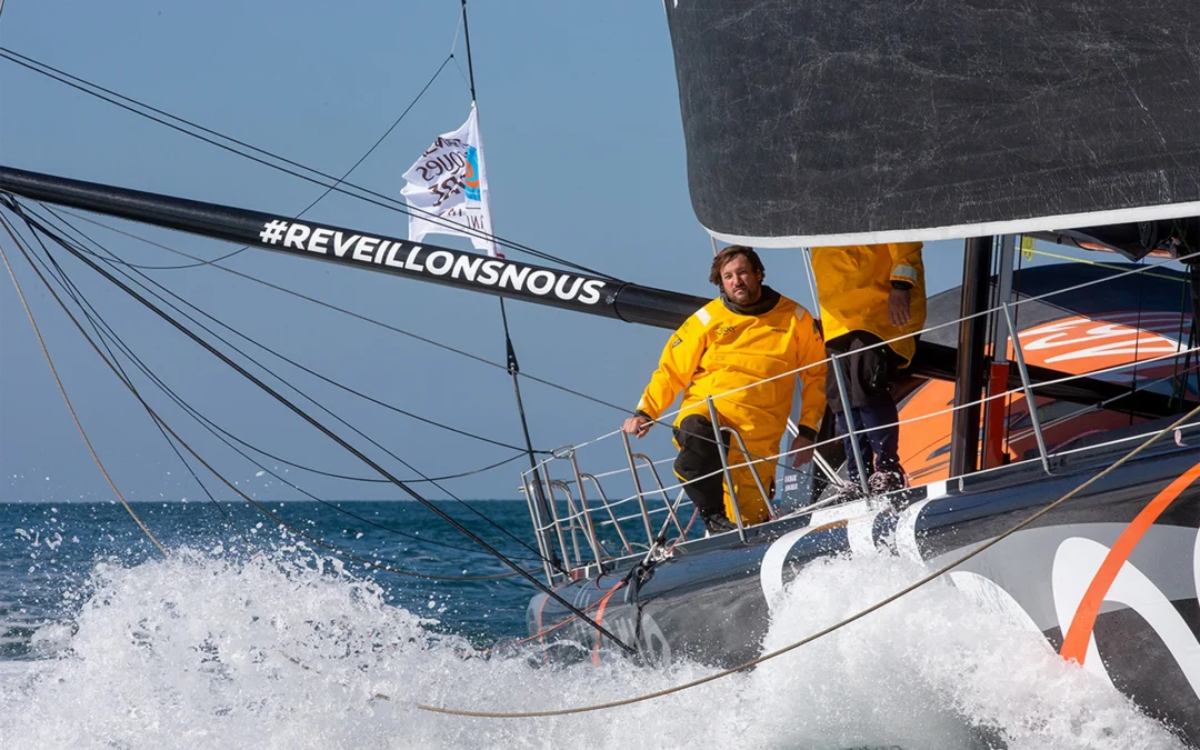 One man, the world, and a boat! Robline aboard an around-the-globe adventure